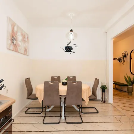 Andro By Interhome Selca (Brac)